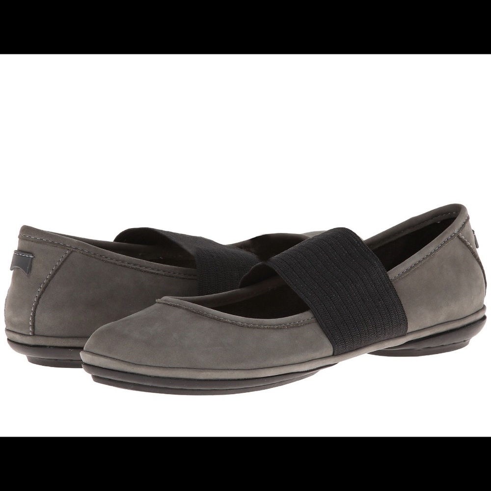 Camper right Nina ballet flats in gray suede